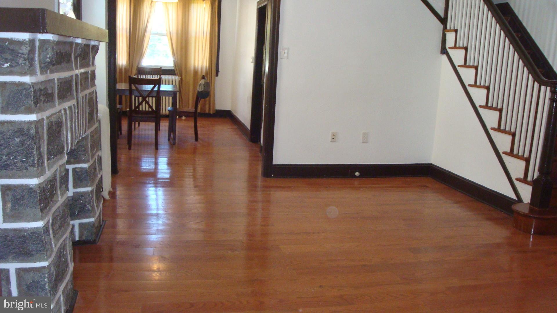 7507 Parkview Road Upper Darby, PA 19082 - Photo 2 of 17
