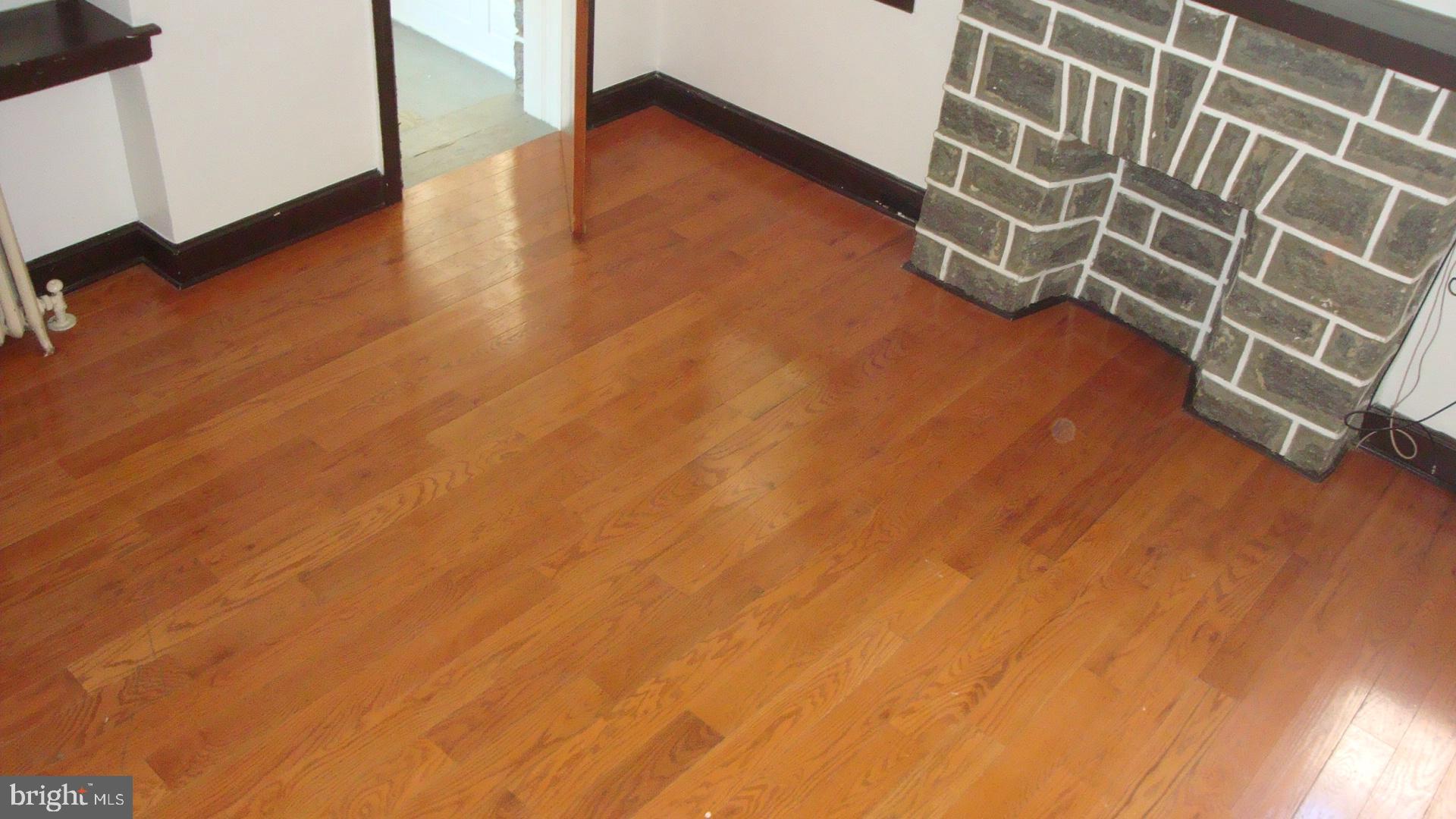 7507 Parkview Road Upper Darby, PA 19082 - Photo 11 of 17