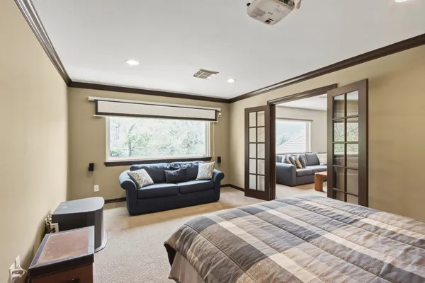 $1,095,000 | 94 North Millsap Circle, The Woodlands, TX 77382