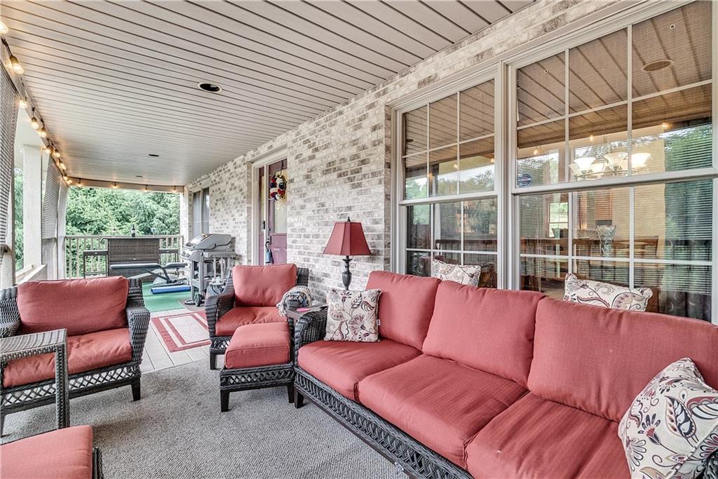 229 Ewing Road Carnegie, PA 15106 - Photo 3 of 25 Gallery Image 3