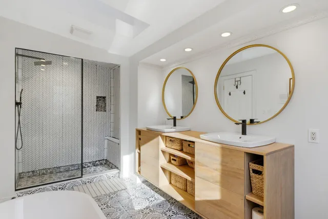 $2,649,000 | 1507 St Augustine Road, Erin, WI 53033