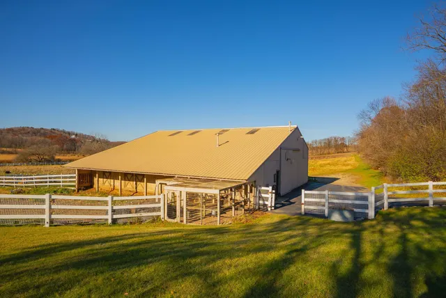 $2,649,000 | 1507 St Augustine Road, Erin, WI 53033