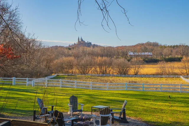 $2,649,000 | 1507 St Augustine Road, Erin, WI 53033