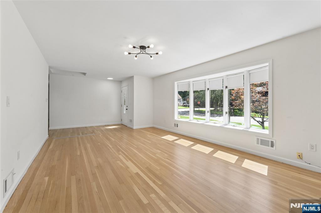 4 Marconi Street Tenafly, NJ 07670 - Photo 31 of 42 Gallery Image 31