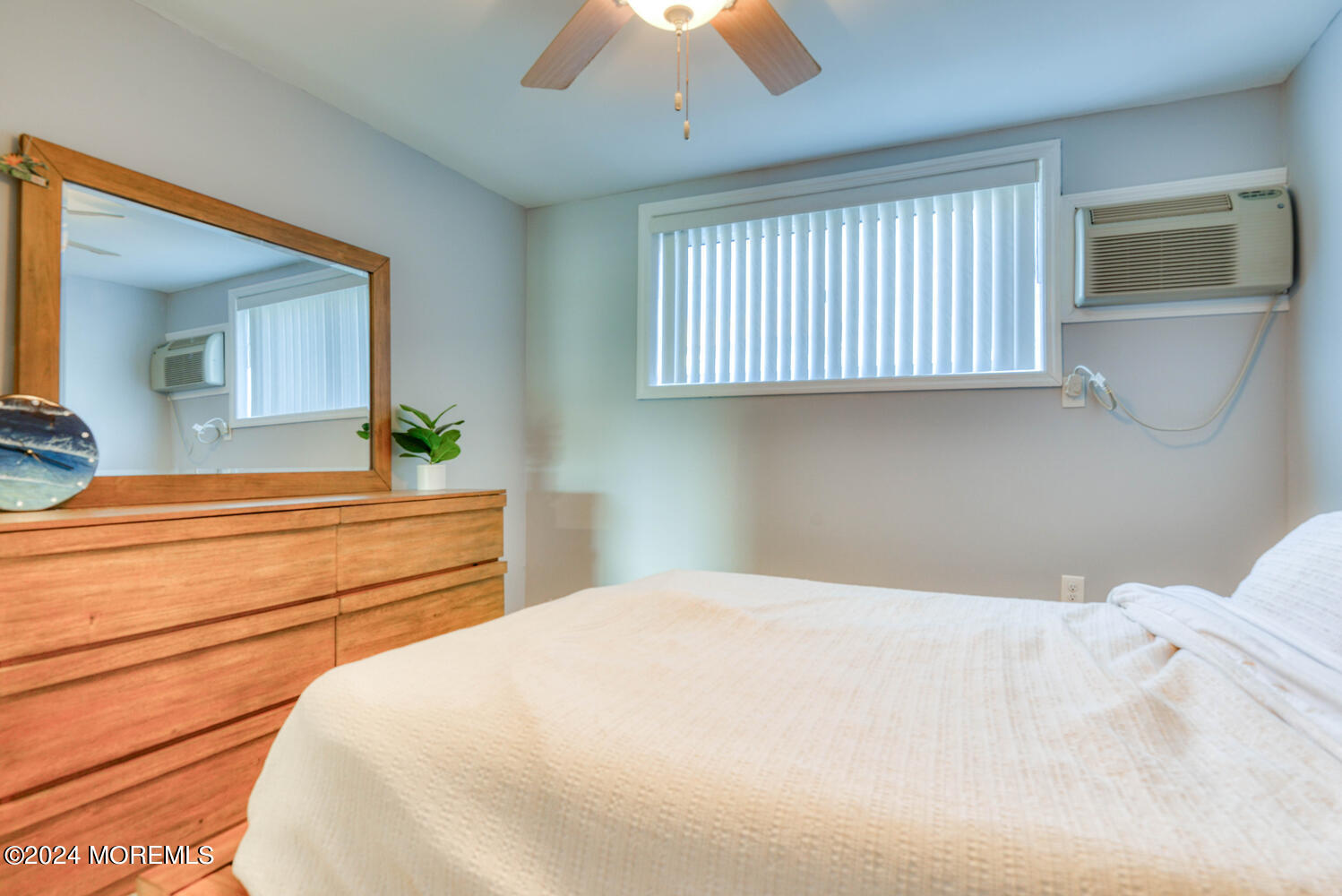 96 5th Avenue, Unit 4 Belmar, NJ 07719 - Photo 16 of 20 96 Fifth Ave Belmar NJ 07719-large-012-0