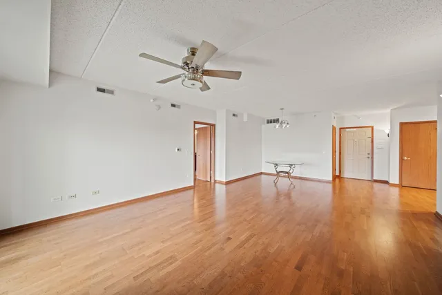 $337,500 | 601 West Rand Road, Unit 207, Arlington Heights, IL 60004