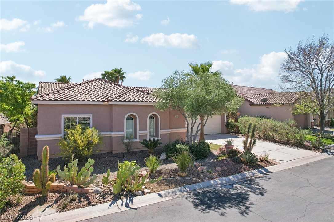 10083 Liberty View Road Las Vegas, NV 89148 - Photo 2 of 90