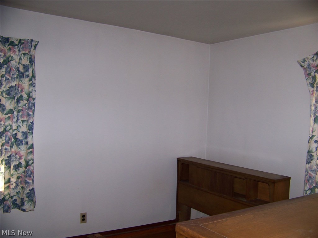 3693 Burkey Road Youngstown, OH 44515 - Photo 9 of 19 Gallery Image 9