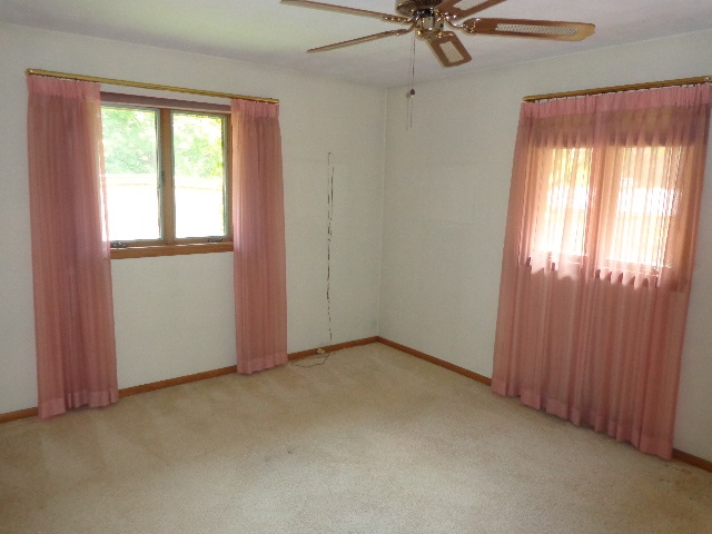 4125 Landstrom Road Rockford, IL 61114 - Photo 17 of 22 Gallery Image 17
