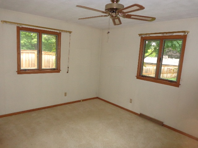 4125 Landstrom Road Rockford, IL 61114 - Photo 18 of 22 Gallery Image 18