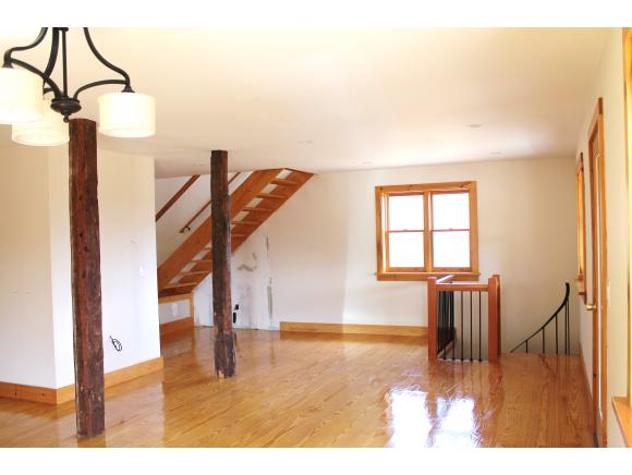 622 Abbott Road Bethel, VT 05032 - Photo 4 of 22