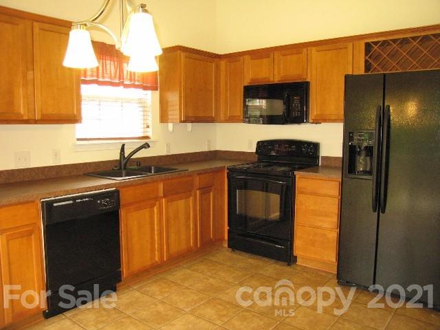 1136 Catawba Run Road Lowell, NC 28098 - Photo 2 of 12 Gallery Image 2