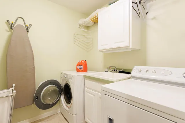 $655,000 | 6 Cider Hill, Fennville, MI 49408