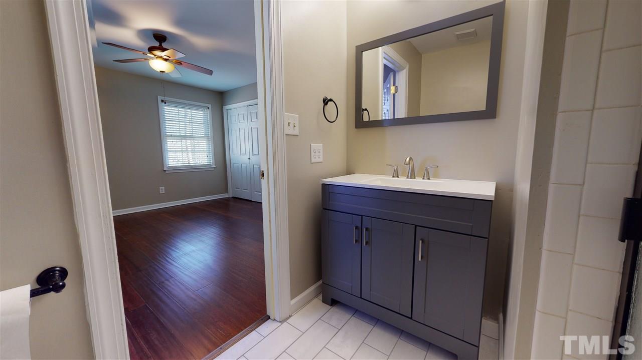 4308 Surry Ridge Circle Apex, NC 27539 - Photo 11 of 16 Gallery Image 11