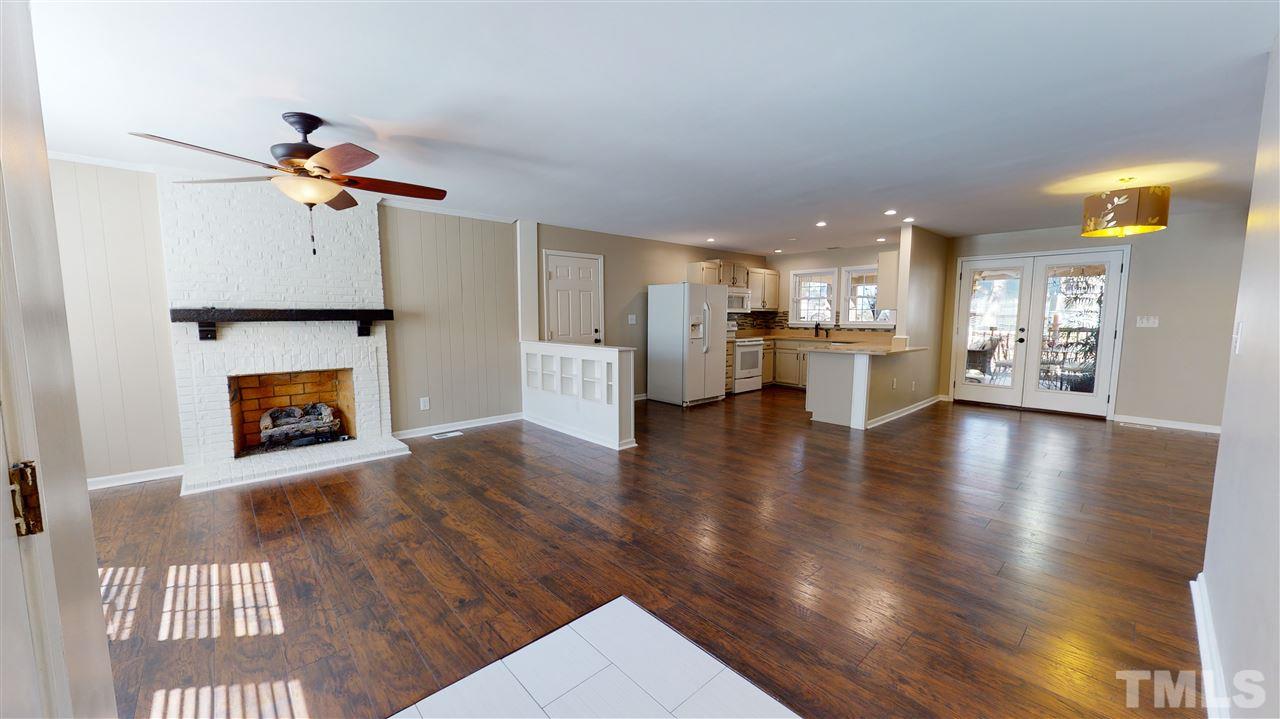 4308 Surry Ridge Circle Apex, NC 27539 - Photo 3 of 16 Gallery Image 3