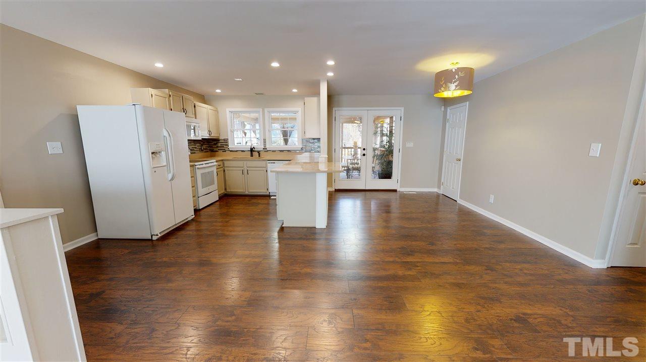 4308 Surry Ridge Circle Apex, NC 27539 - Photo 5 of 16 Gallery Image 5