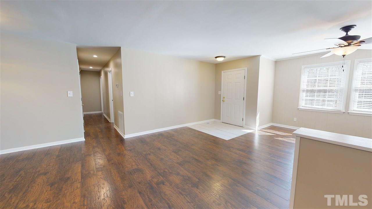 4308 Surry Ridge Circle Apex, NC 27539 - Photo 7 of 16 Gallery Image 7