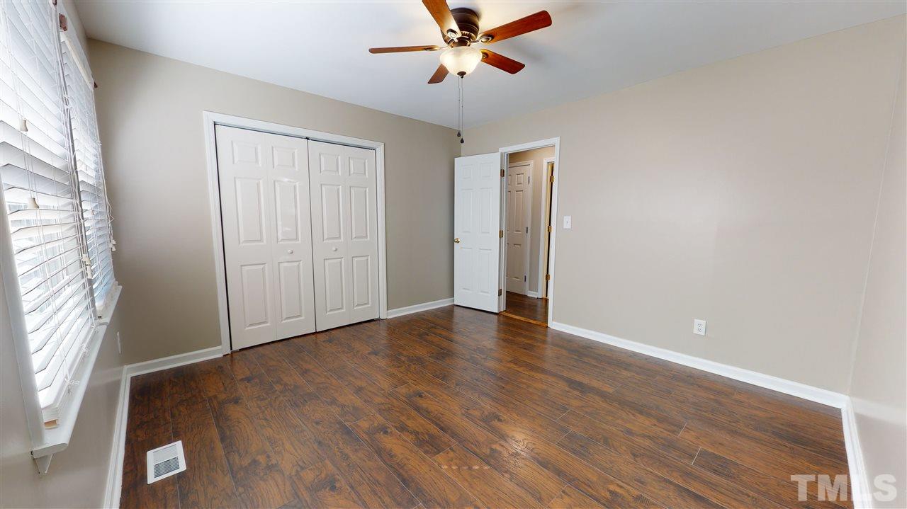 4308 Surry Ridge Circle Apex, NC 27539 - Photo 8 of 16 Gallery Image 8