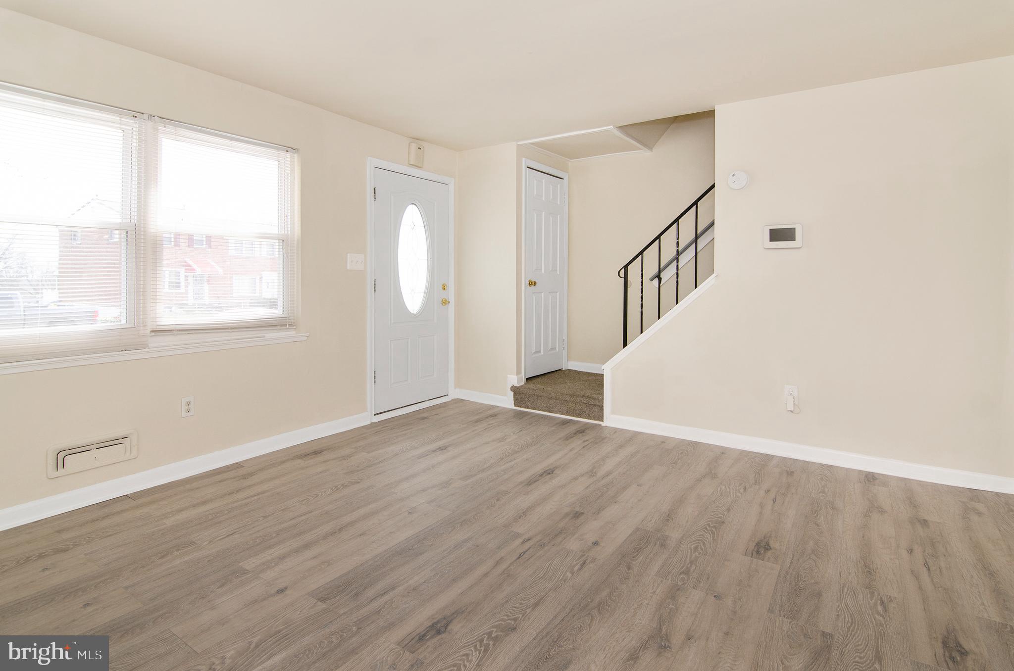 612 Markham Road Baltimore, MD 21229 - Photo 3 of 17