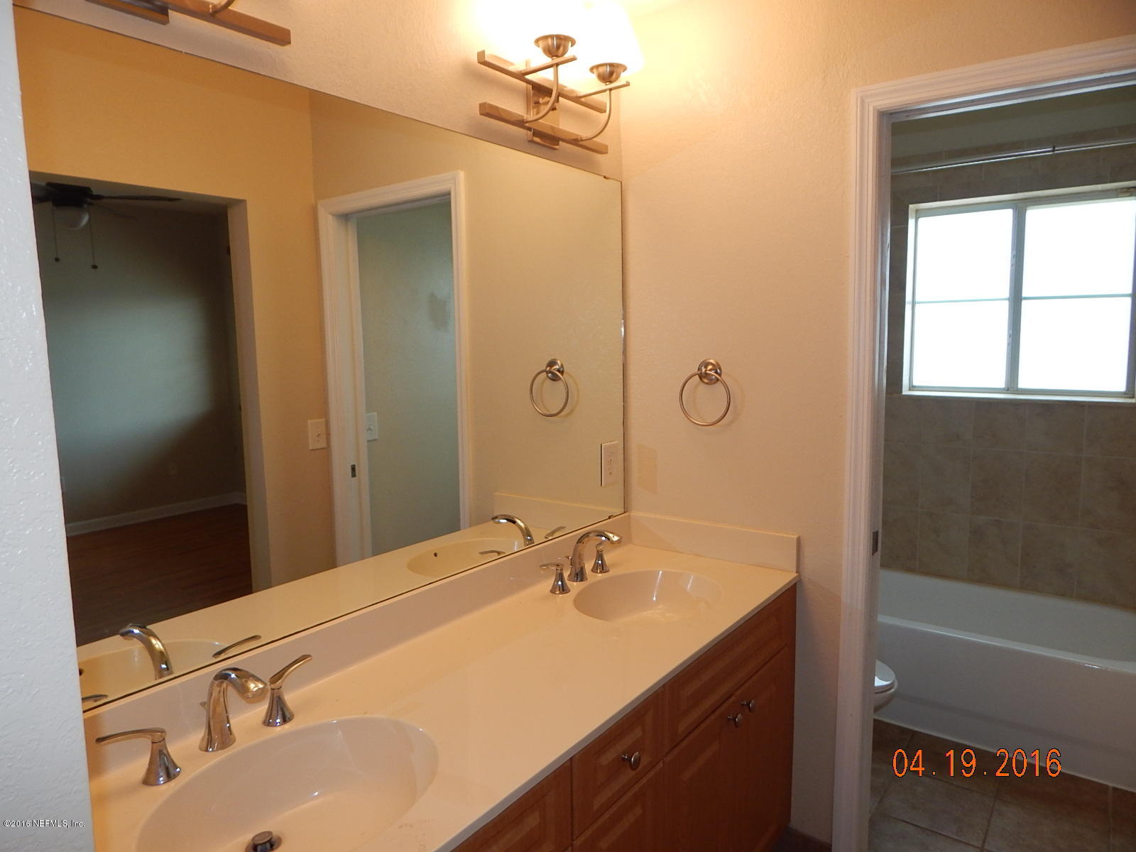 9745 Touchton Road, Unit 1129 Jacksonville, FL 32246 - Photo 12 of 28 024