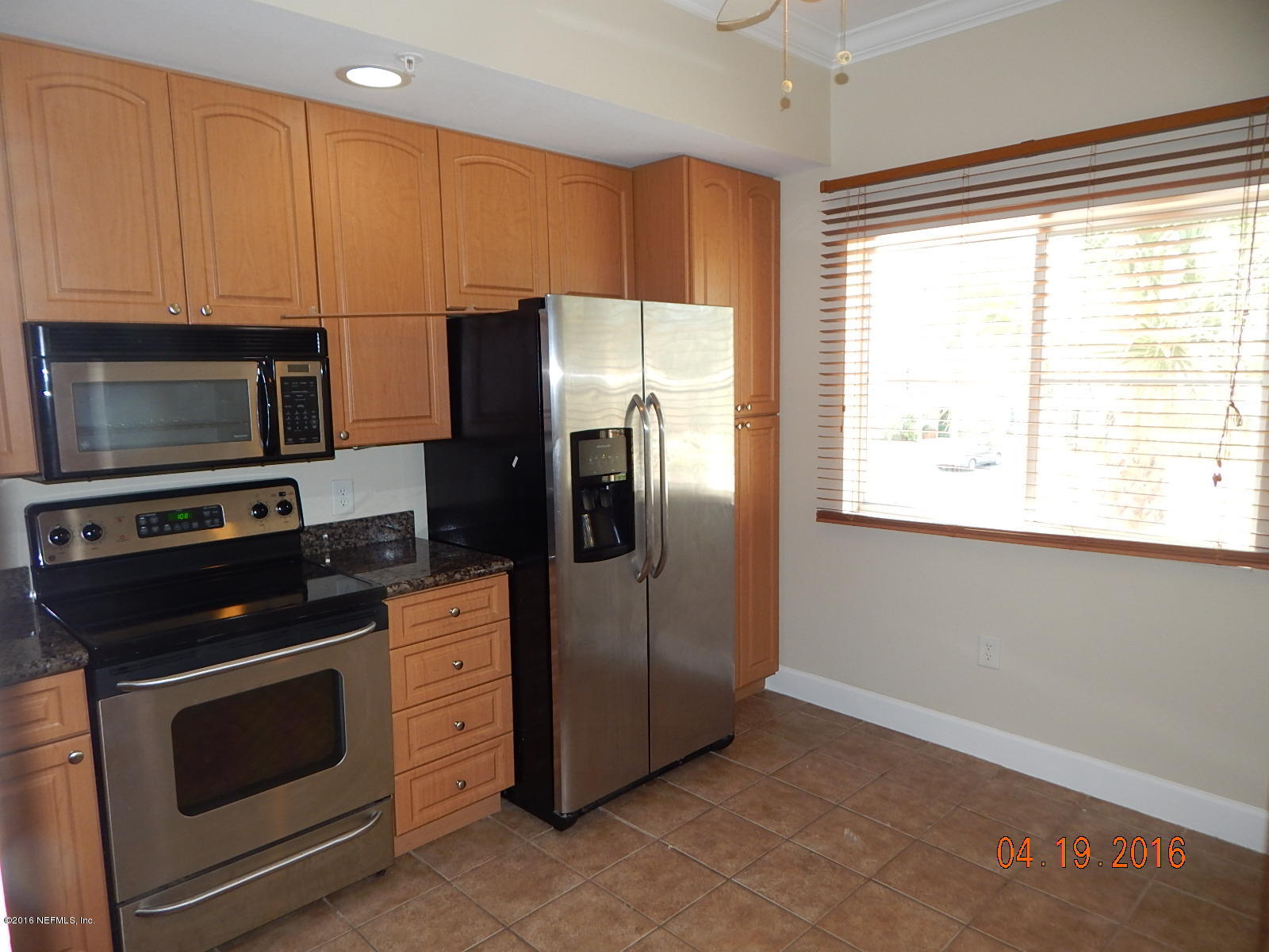 9745 Touchton Road, Unit 1129 Jacksonville, FL 32246 - Photo 5 of 28 012