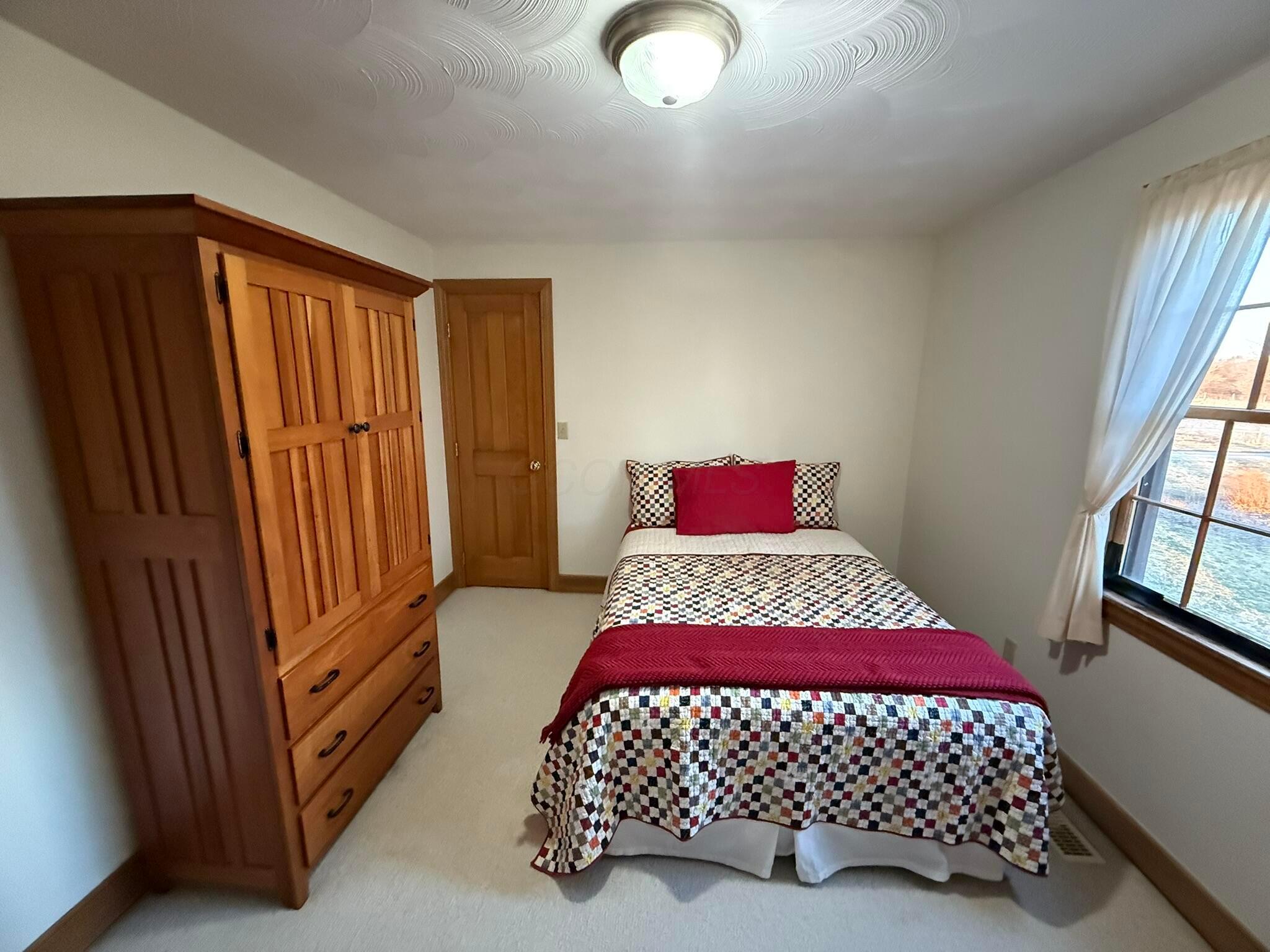 8871 Patterson Road Hilliard, OH 43026 - Photo 18 of 42 Bedroom 3