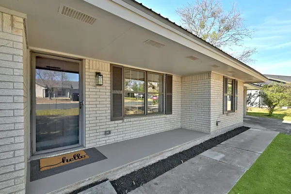 $624,995 | 5604 Chadwyck Drive, Austin, TX 78723