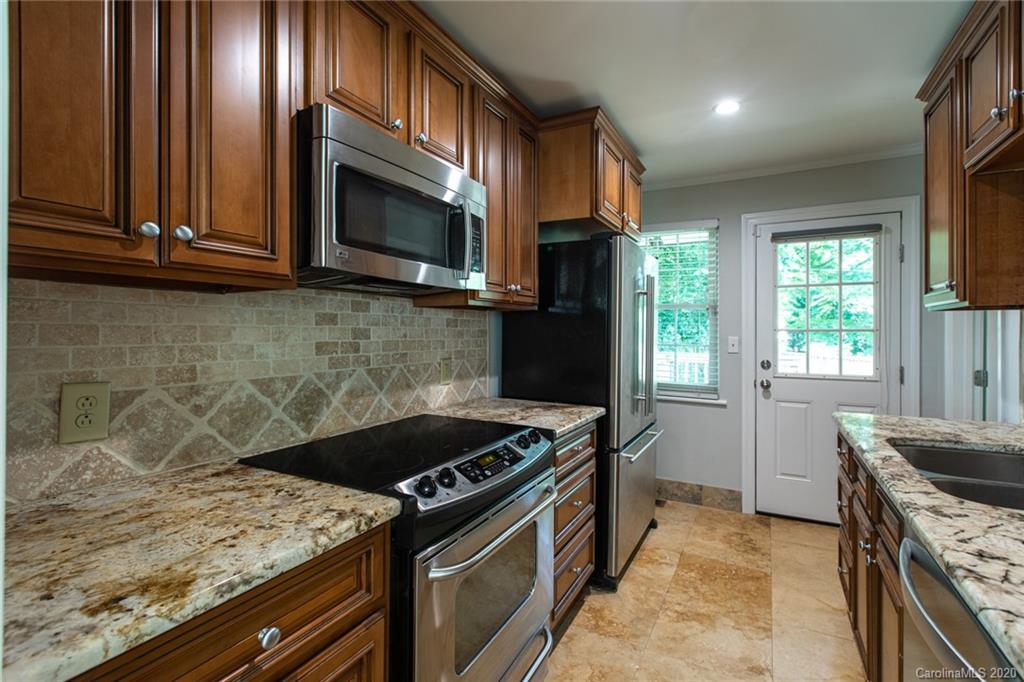 4630 Murrayhill Road Charlotte, NC 28209 - Photo 6 of 19