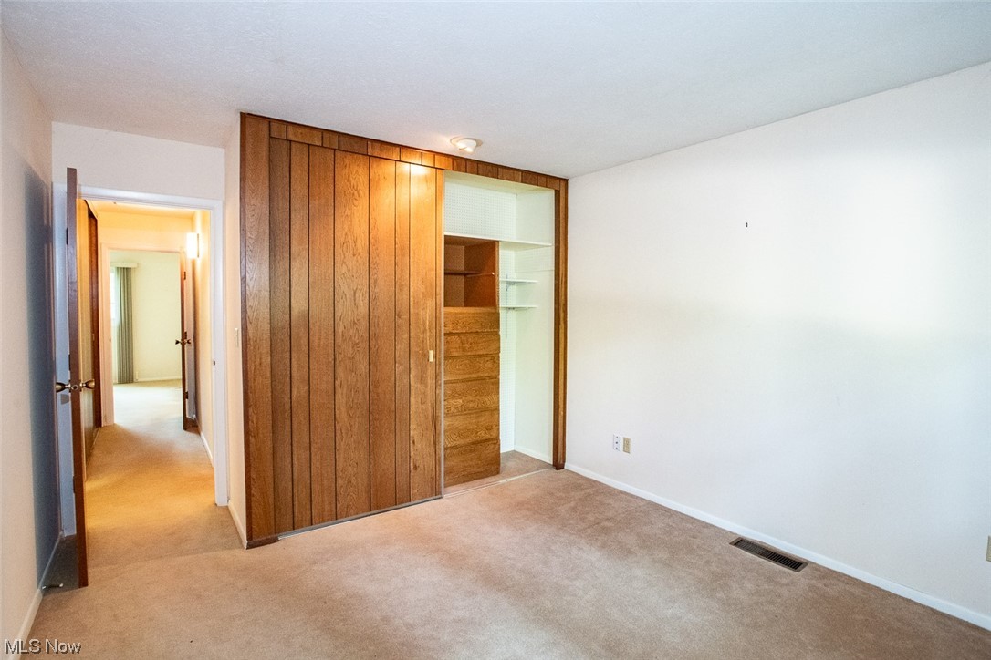 17065 Ridge Point Circle Strongsville, OH 44136 - Photo 27 of 33 Gallery Image 27