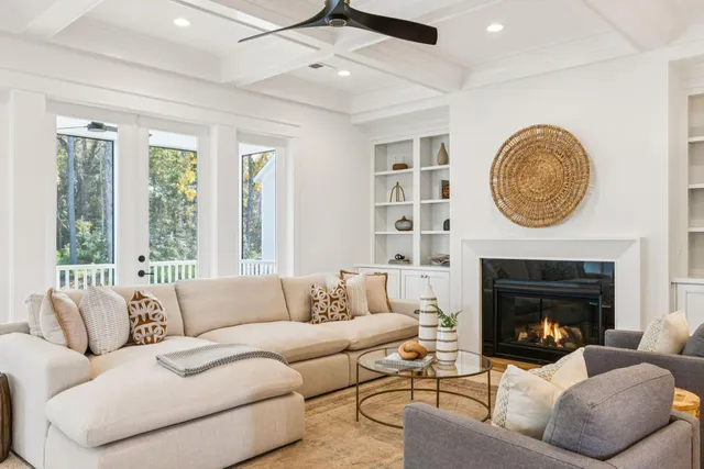 $2,270,000 | 3845 Delinger Drive, Mount Pleasant, SC 29429