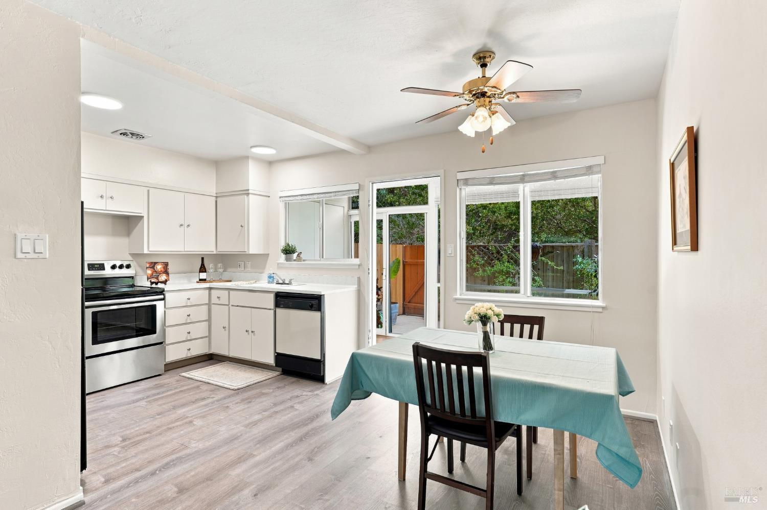 1032 A Los Gamos Road San Rafael, CA 94903 - Photo 16 of 47