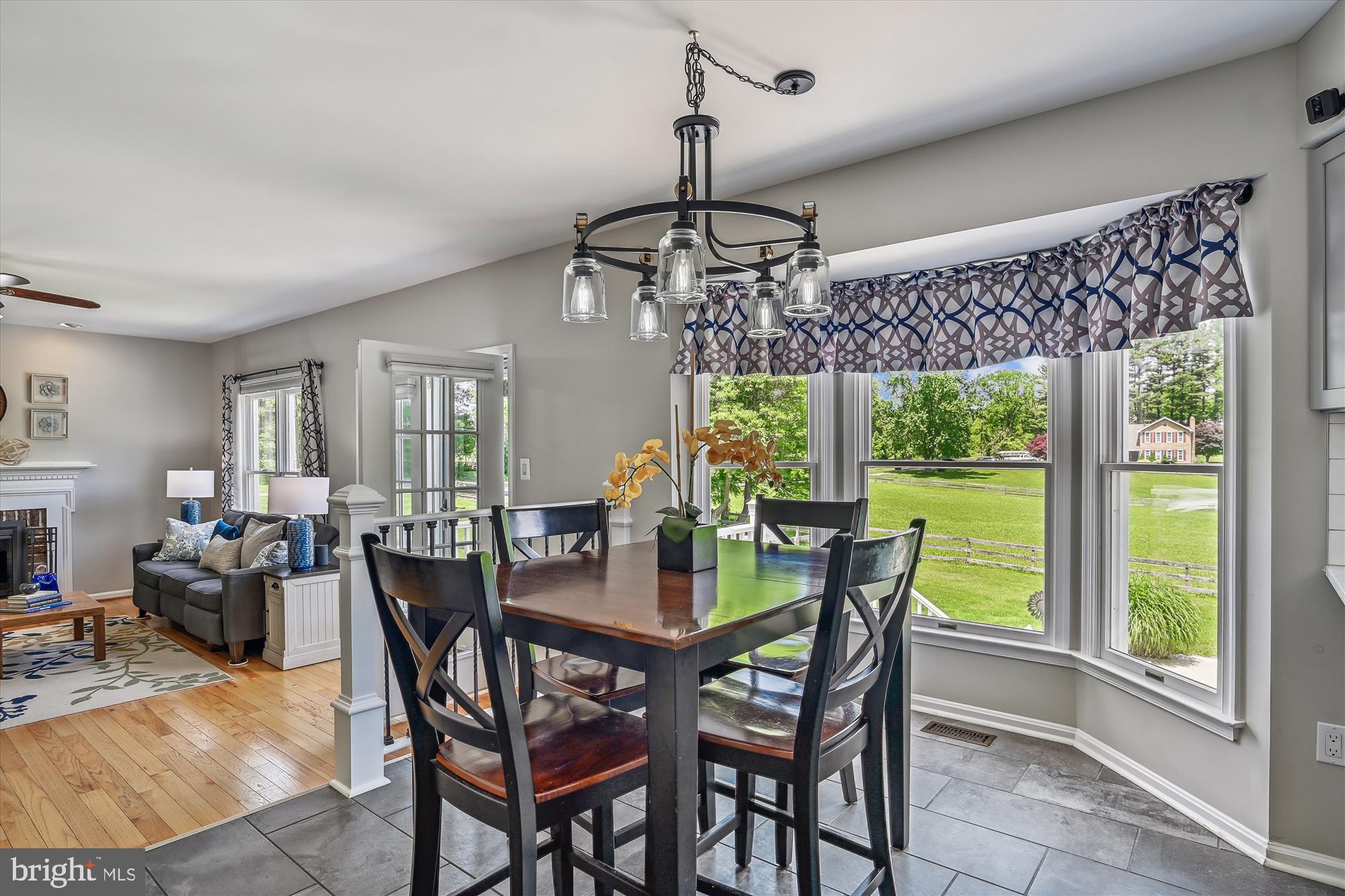 11978 Simpson Road Clarksville, MD 21029 - Photo 20 of 64 Breakfast Area