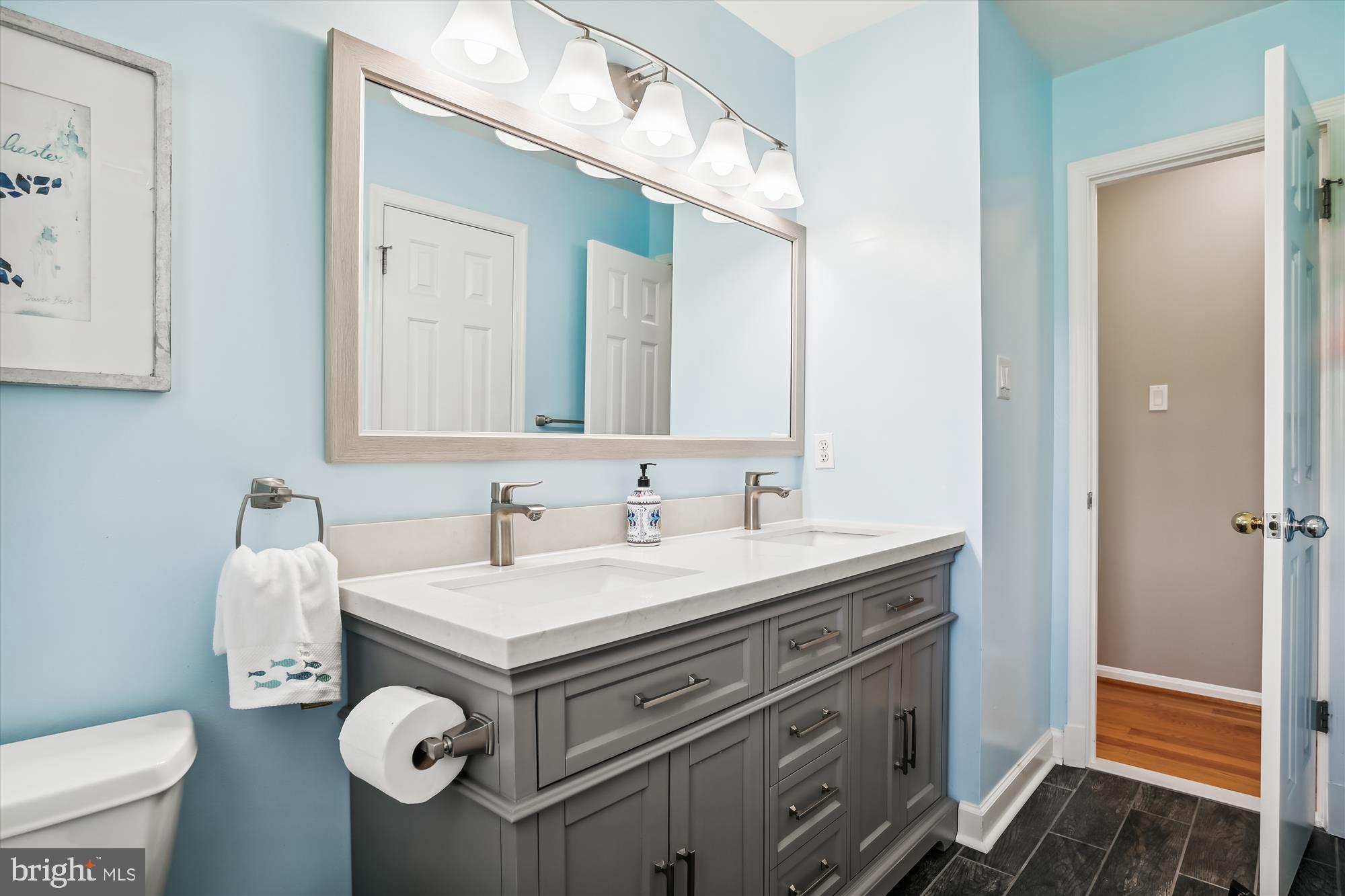 11978 Simpson Road Clarksville, MD 21029 - Photo 43 of 64 Hall Bathroom