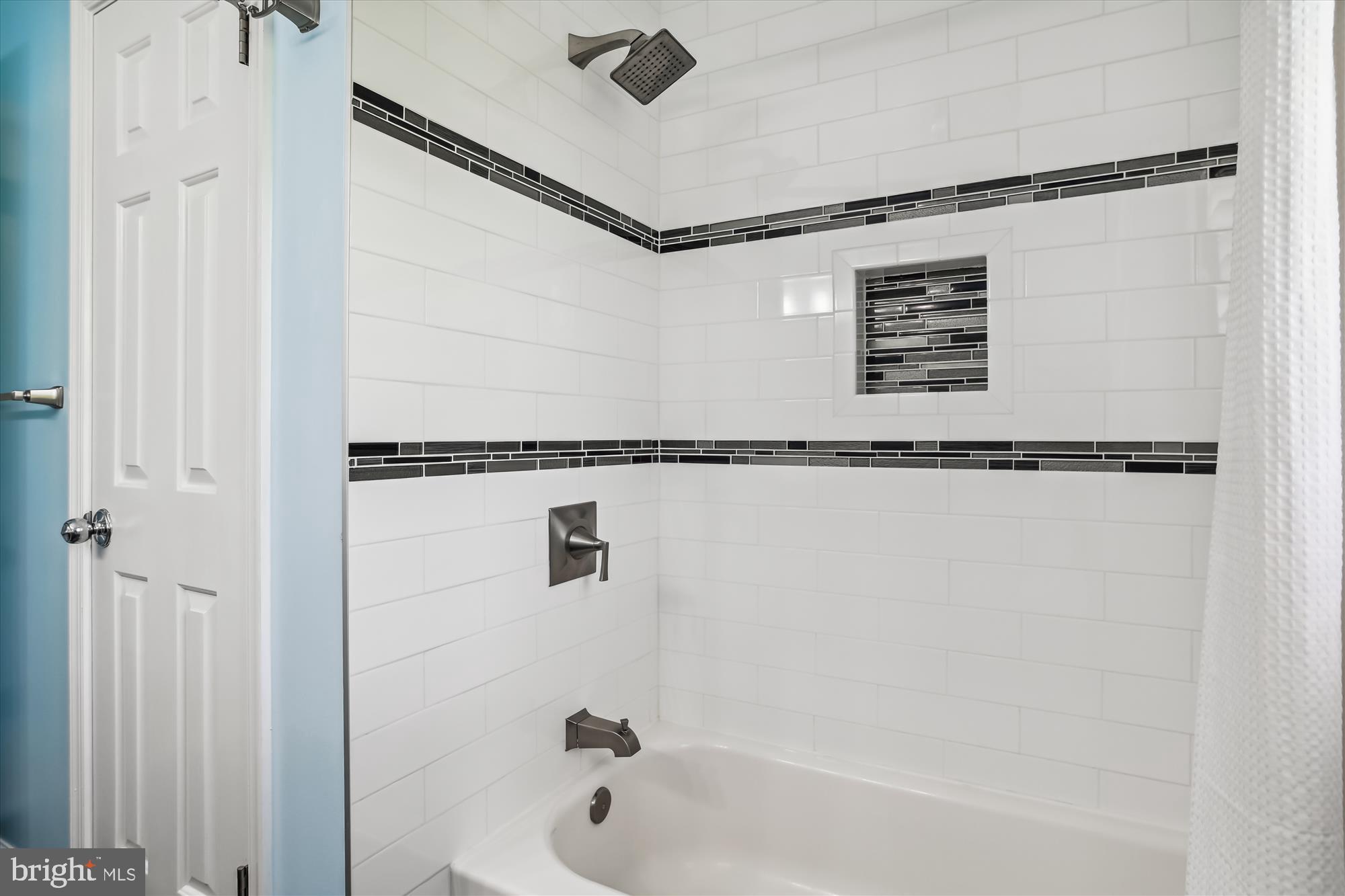 11978 Simpson Road Clarksville, MD 21029 - Photo 44 of 64 Hall Bathroom