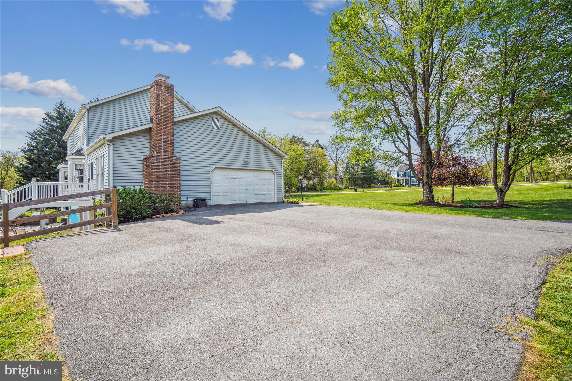 11978 Simpson Road Clarksville, MD 21029 - Photo 59 of 64 Driveway