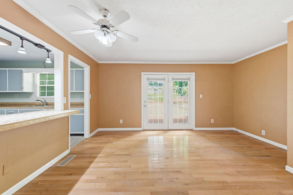 213 Maple Way Ringgold, GA 30736 - Photo 16 of 40 213MapleWay-14