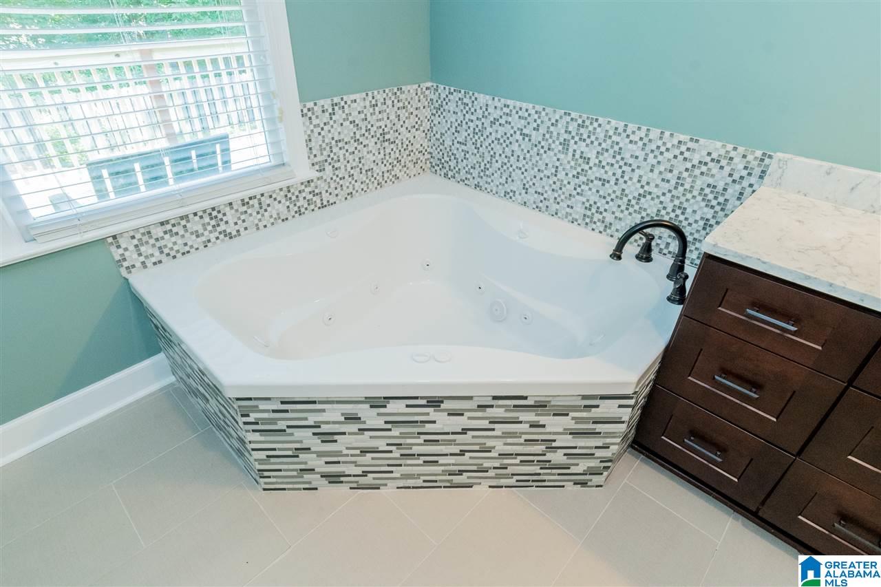 333 Trace Ridge Road Birmingham, AL 35244 - Photo 17 of 50