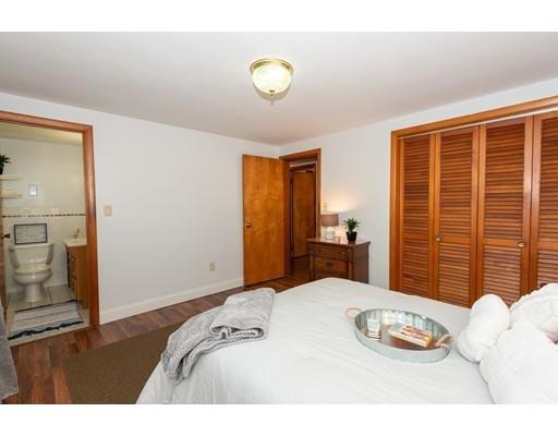 61 Middlesex Road Stoneham, MA 02180 - Photo 23 of 30 Gallery Image 23