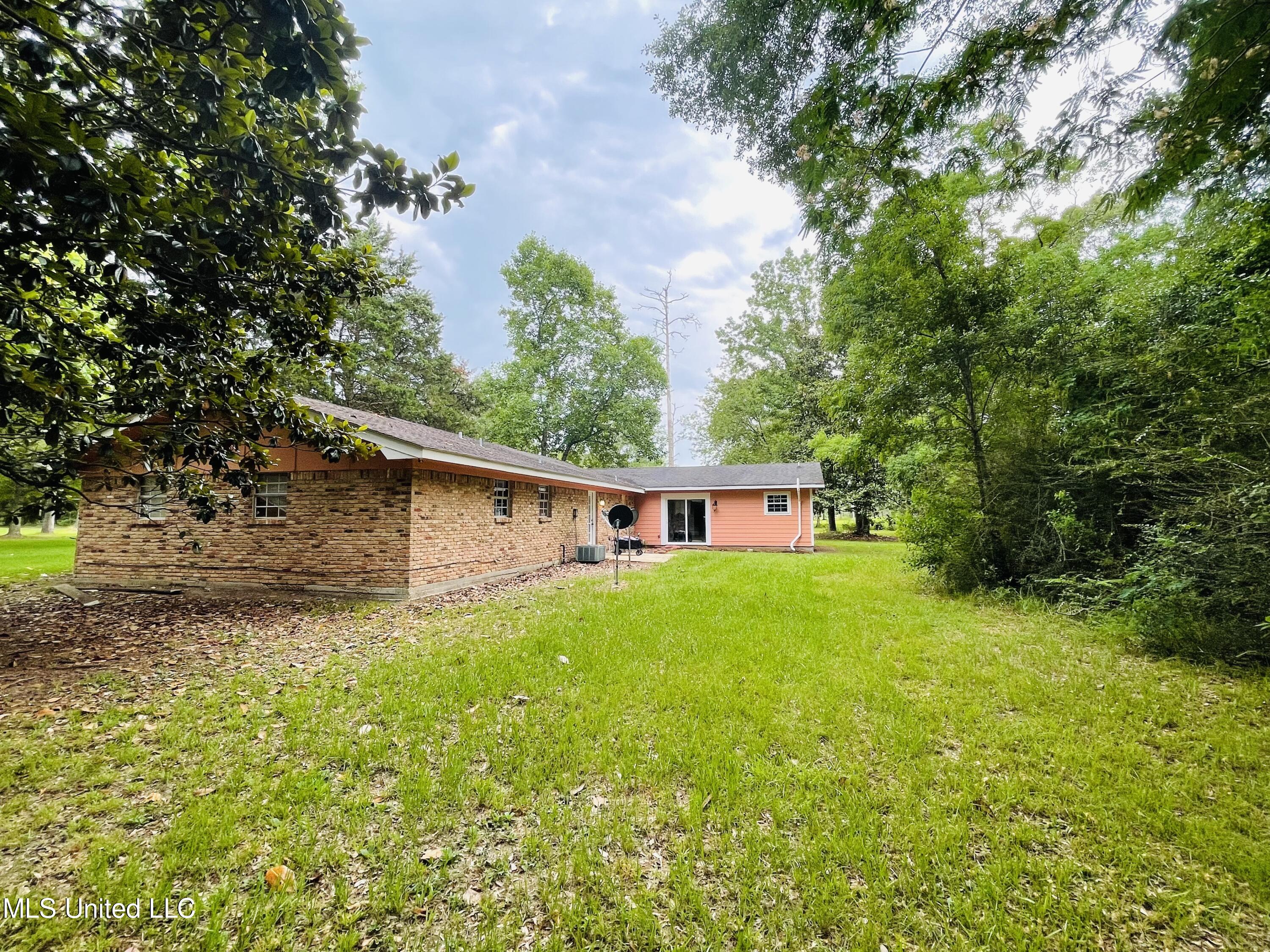 26300 Ivy Emerson Road Lucedale, MS 39452 - Photo 12 of 52 IMG_5450