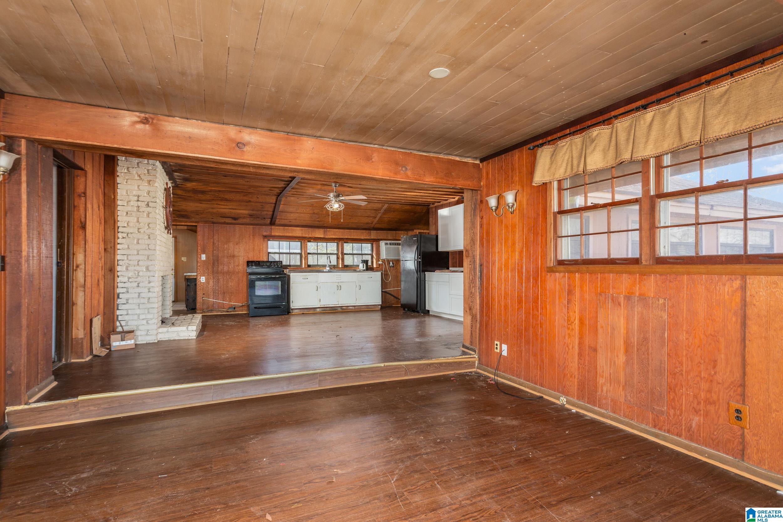 216 Blue Eye Road West Lincoln, AL 35096 - Photo 5 of 35 Gallery Image 5