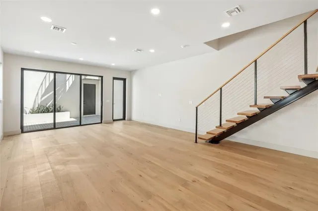 $9,975 | 1412 South Moody Avenue, Unit A, Tampa, FL 33629