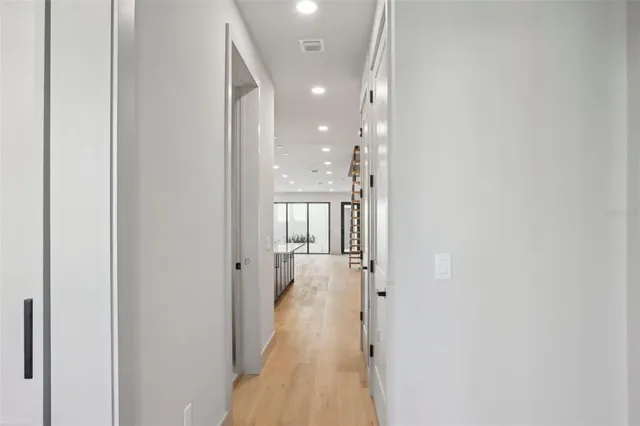 $9,975 | 1412 South Moody Avenue, Unit A, Tampa, FL 33629