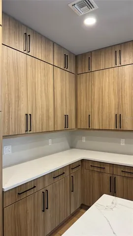 $9,975 | 1412 South Moody Avenue, Unit A, Tampa, FL 33629