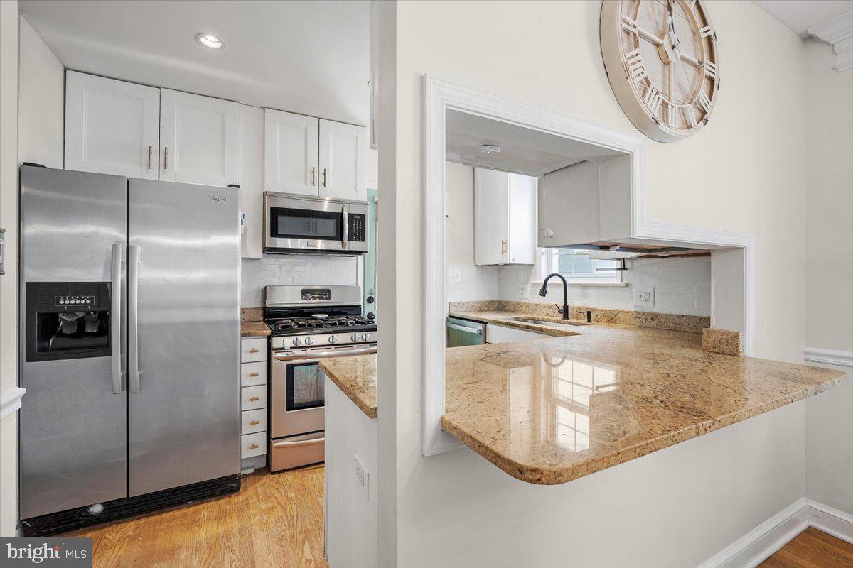 505 East Schuyler Road Silver Spring, MD 20901 - Photo 11 of 46 Open renovated kitchen