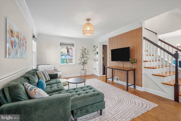 $549,900 | 505 East Schuyler Road, Silver Spring, MD 20901