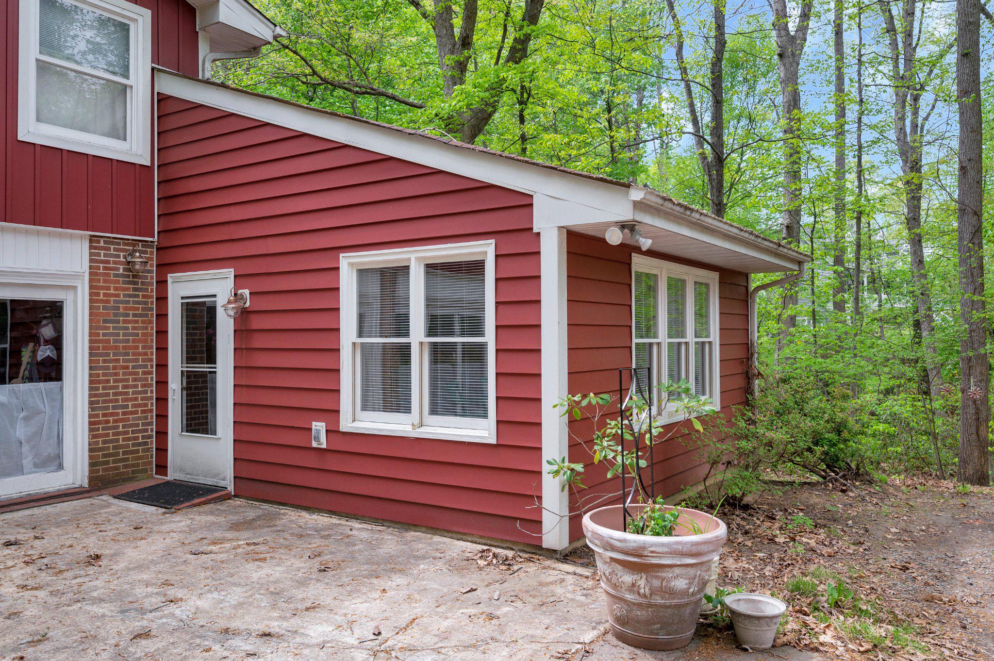 130 Springwood Drive, Unit RENTAL Fredericksburg, VA 22401 - Photo 2 of 39 Private Entrance to Rental