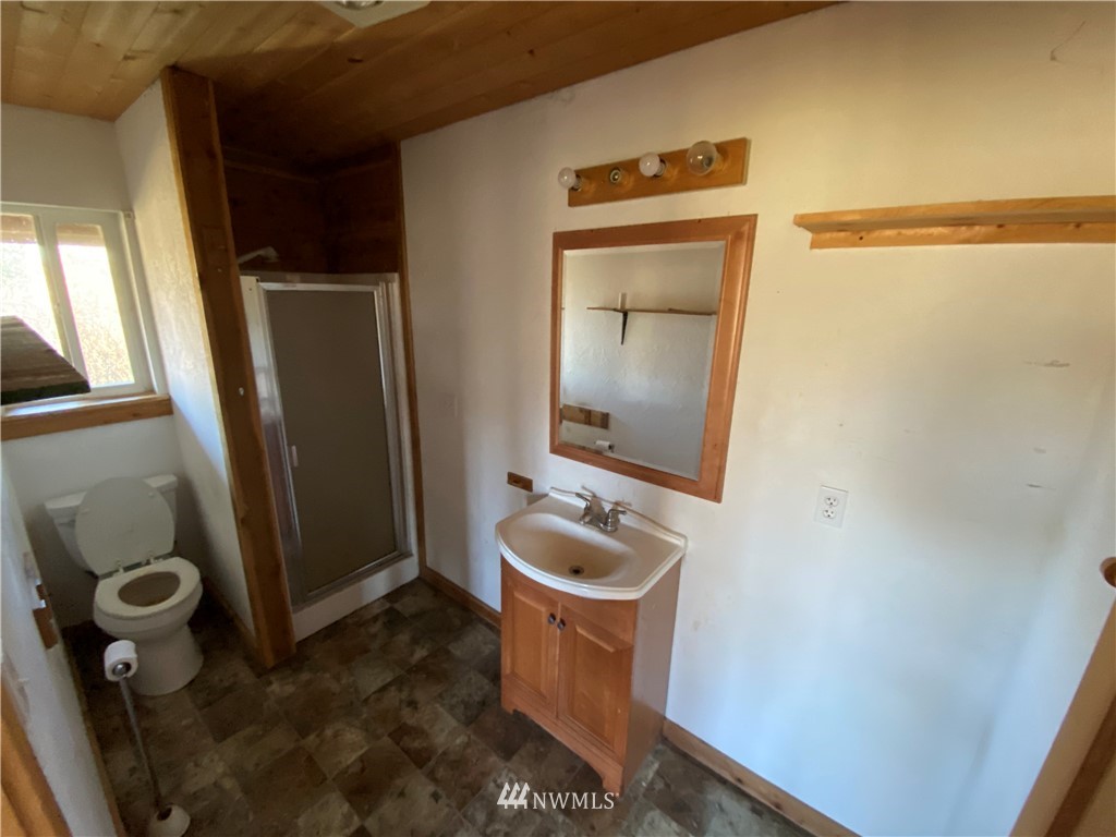 598 Boistfort Road Curtis, WA 98538 - Photo 12 of 25