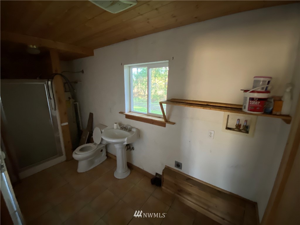 598 Boistfort Road Curtis, WA 98538 - Photo 7 of 25