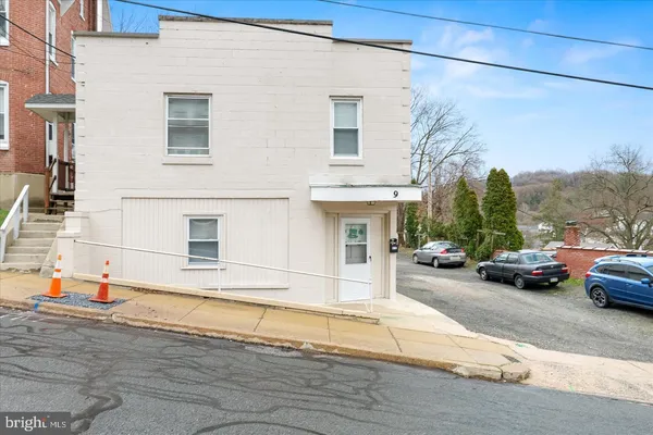 $1,200 | 9 North Church Street, Unit 1R, Mohnton, PA 19540