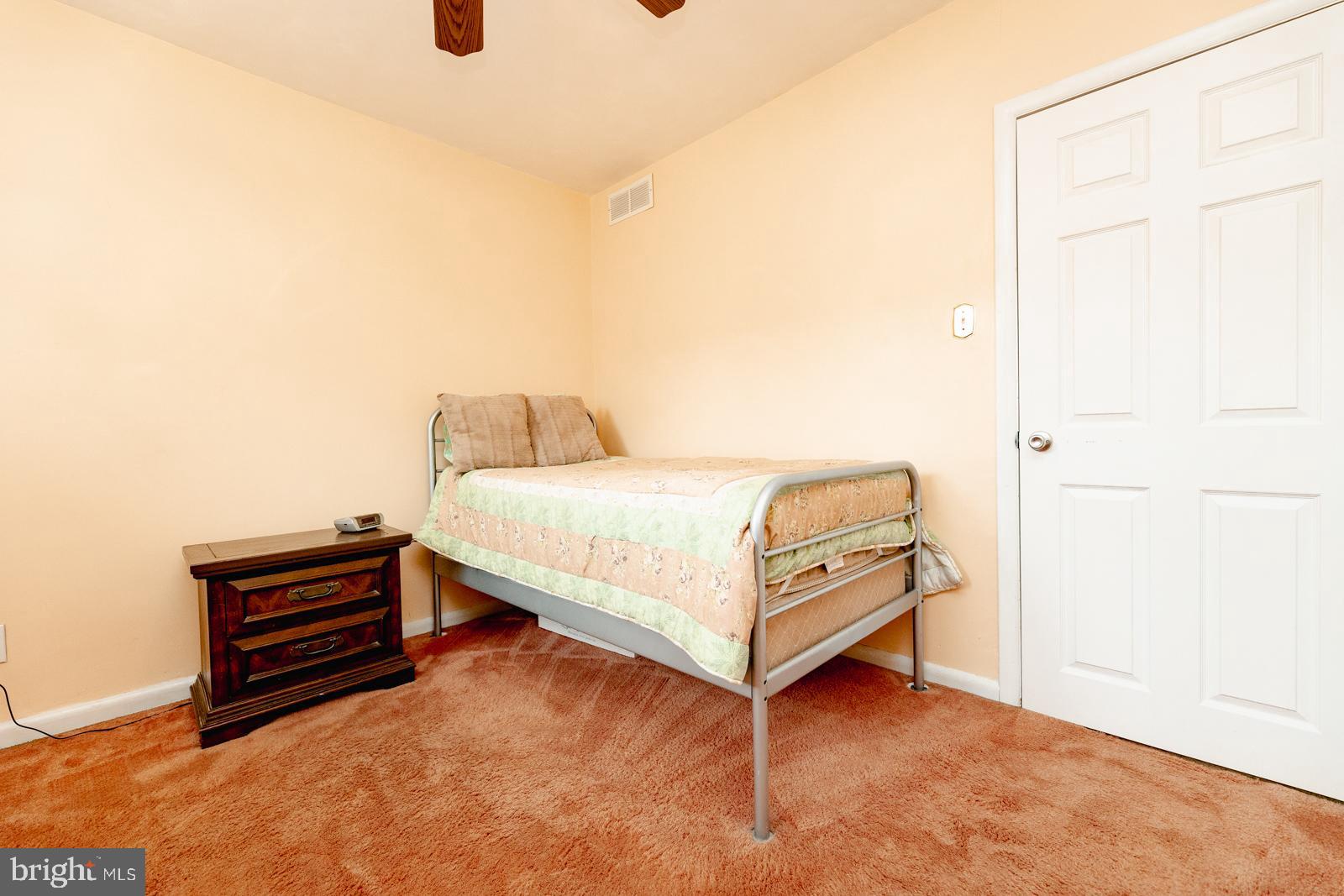 1142 Medway Road Philadelphia, PA 19115 - Photo 20 of 44